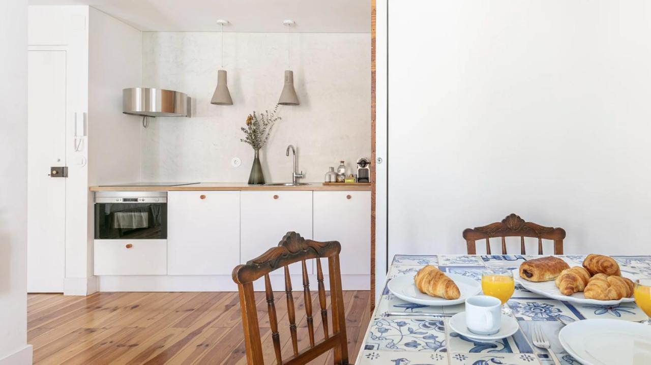 Cozy Lisbon Graca Apartment Bagian luar foto